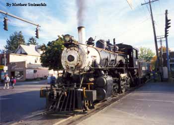 train at Arcade station