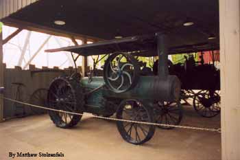 2 traction engines on display