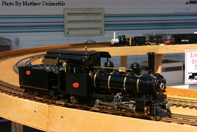 Don's roundhouse locomotive