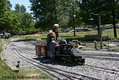 ride on steamer backing out for another run